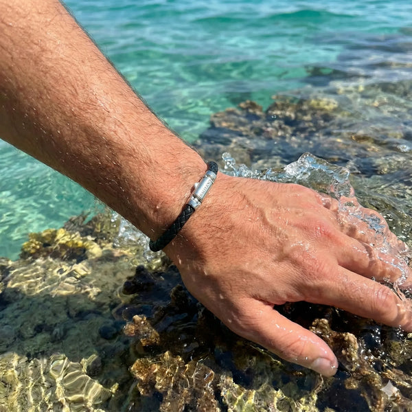 The Genuine Bracelet Black